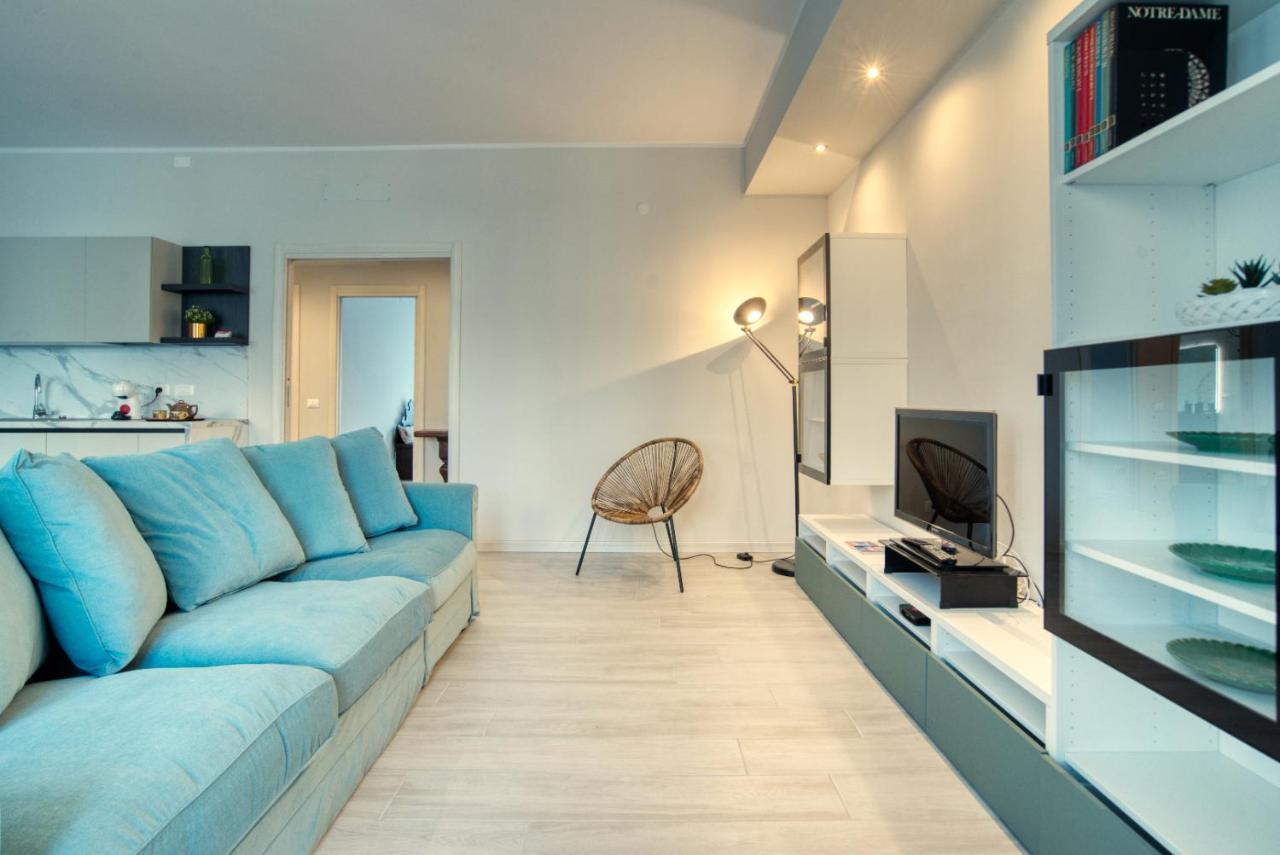 Caseospitali - Casa Janas, Elegante Trilocale Per 5 In Zona Centrale Milan Exterior photo