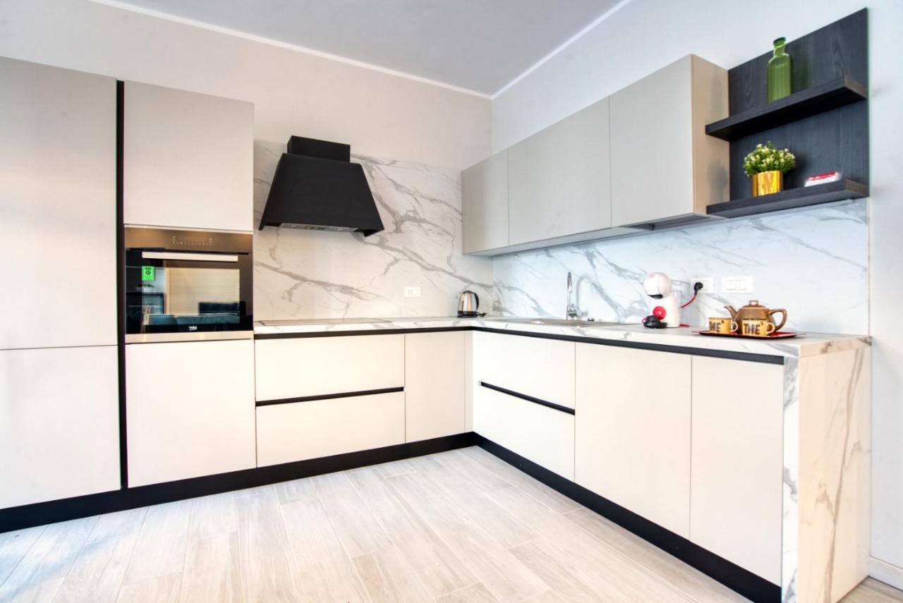 Caseospitali - Casa Janas, Elegante Trilocale Per 5 In Zona Centrale Milan Exterior photo